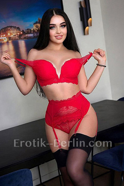 Erotische Massage mit Escort Model Rica